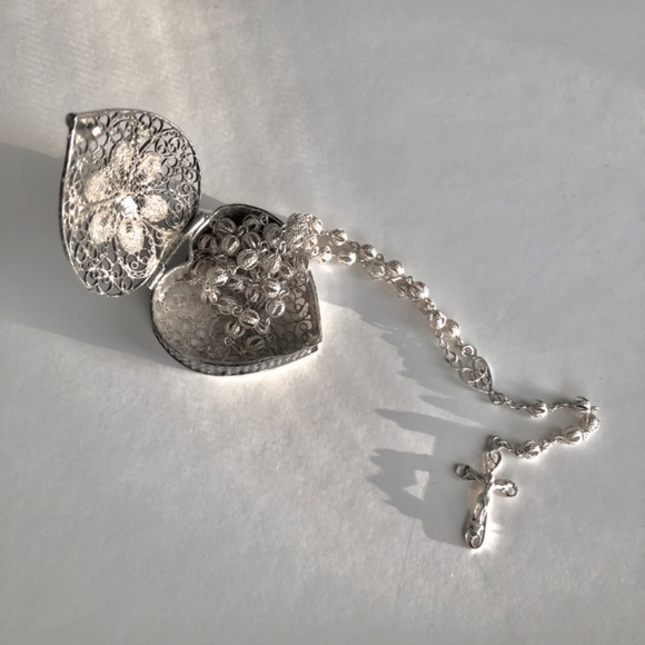 RARE Jerusalem Vintage 800 Silver Heart Box With Rosary Inside - Picture 8 of 16